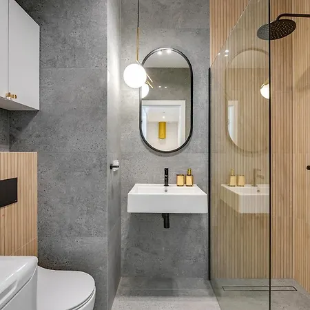Modern Tower & View By Downtown Apartment *